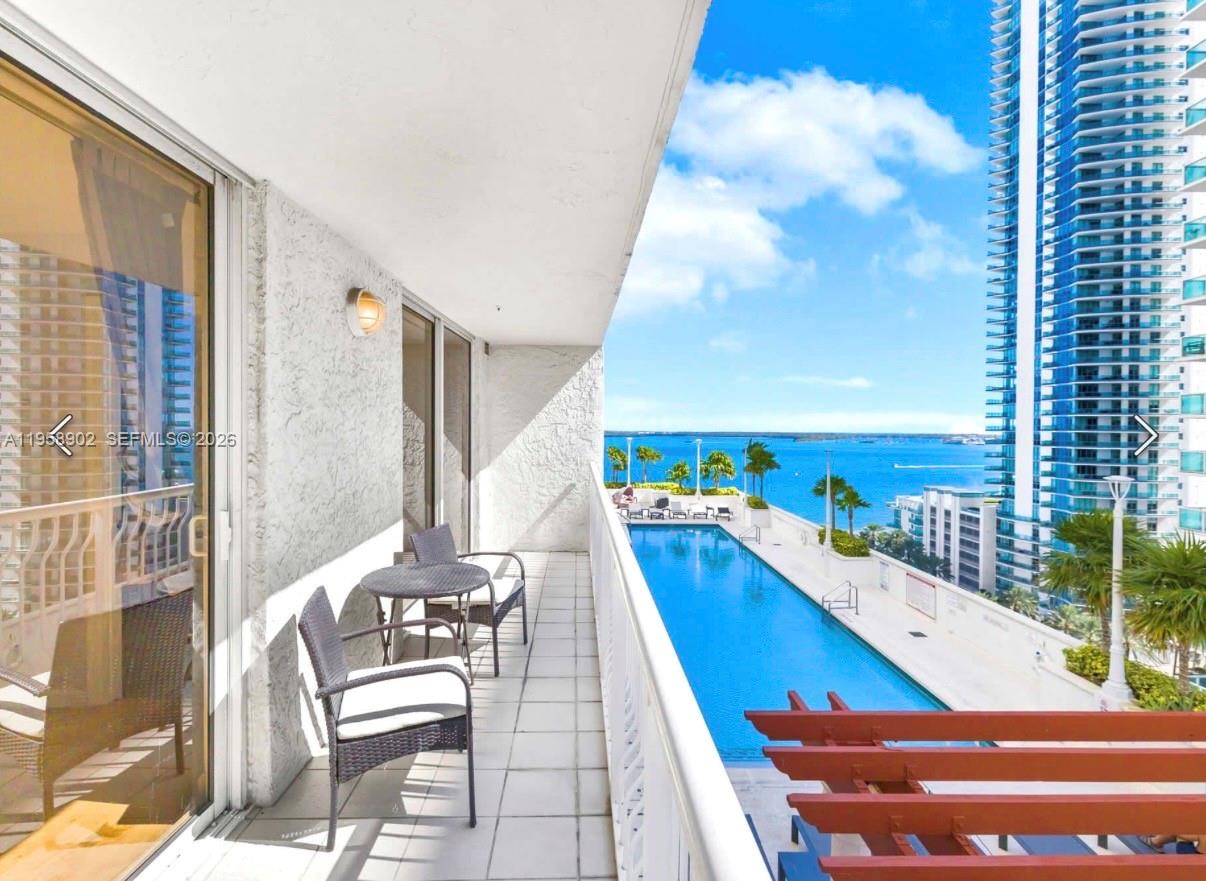 THE CLUB AT BRICKELL BAY - Residential