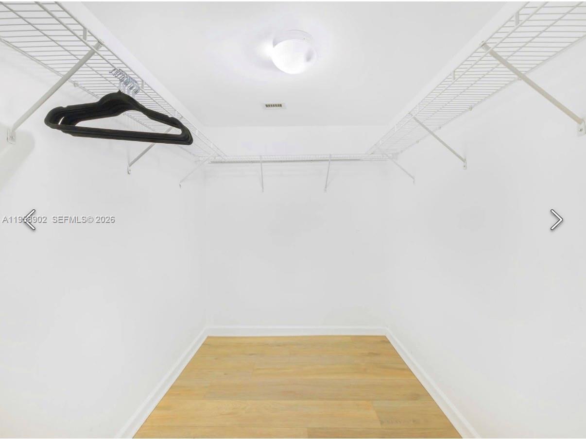 THE CLUB AT BRICKELL BAY - Residential