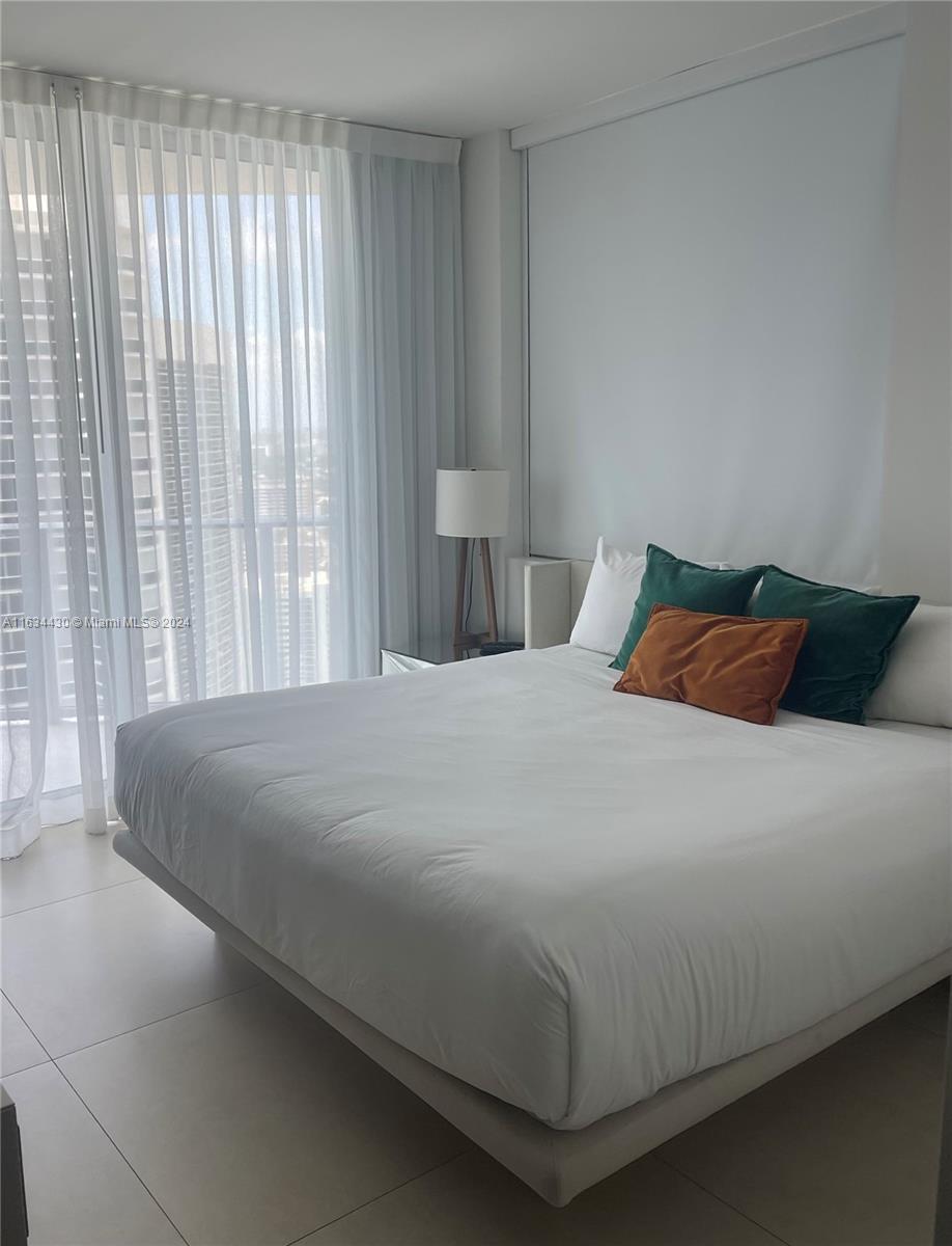 4111 SOUTH OCEAN DRIVE CO - Residential