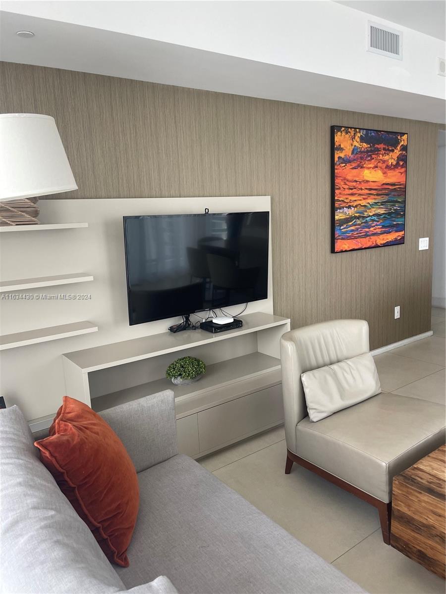 4111 SOUTH OCEAN DRIVE CO - Residential