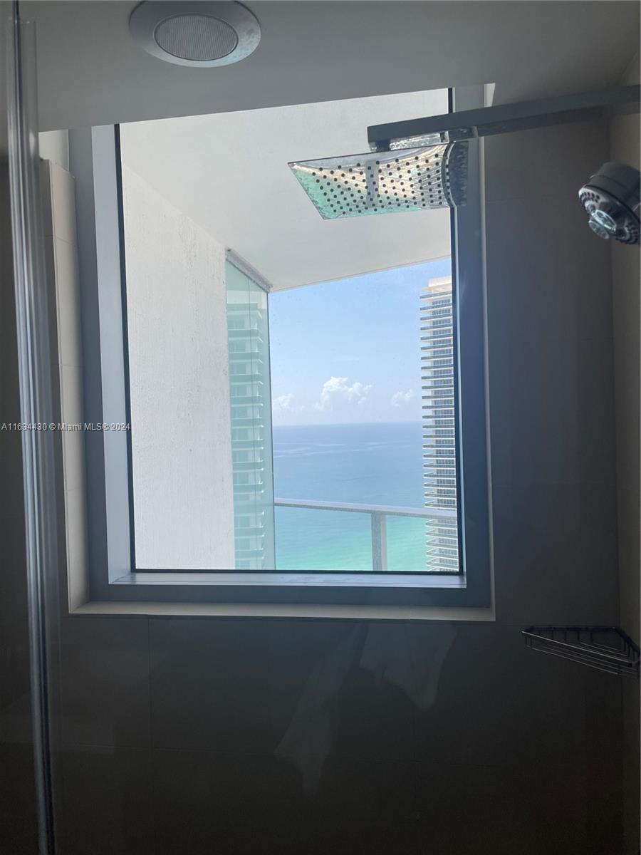 4111 SOUTH OCEAN DRIVE CO - Residential