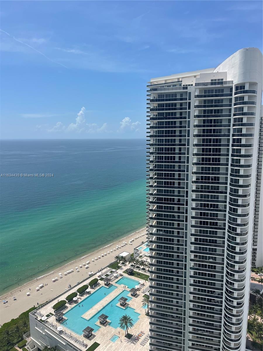 4111 SOUTH OCEAN DRIVE CO - Residential