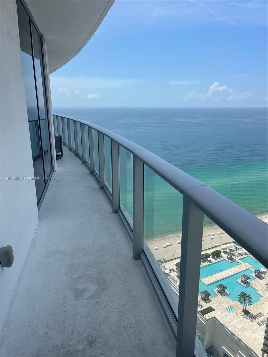 4111 SOUTH OCEAN DRIVE CO - Residential