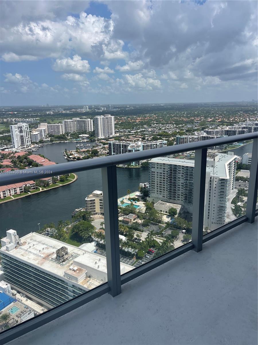 4111 SOUTH OCEAN DRIVE CO - Residential
