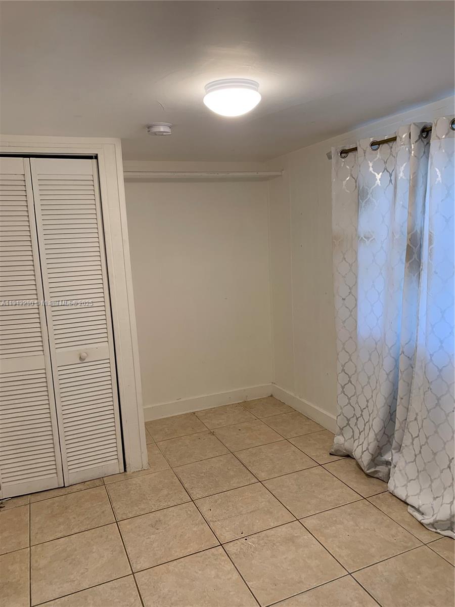 GRATIGNY PLACE - Residential Lease