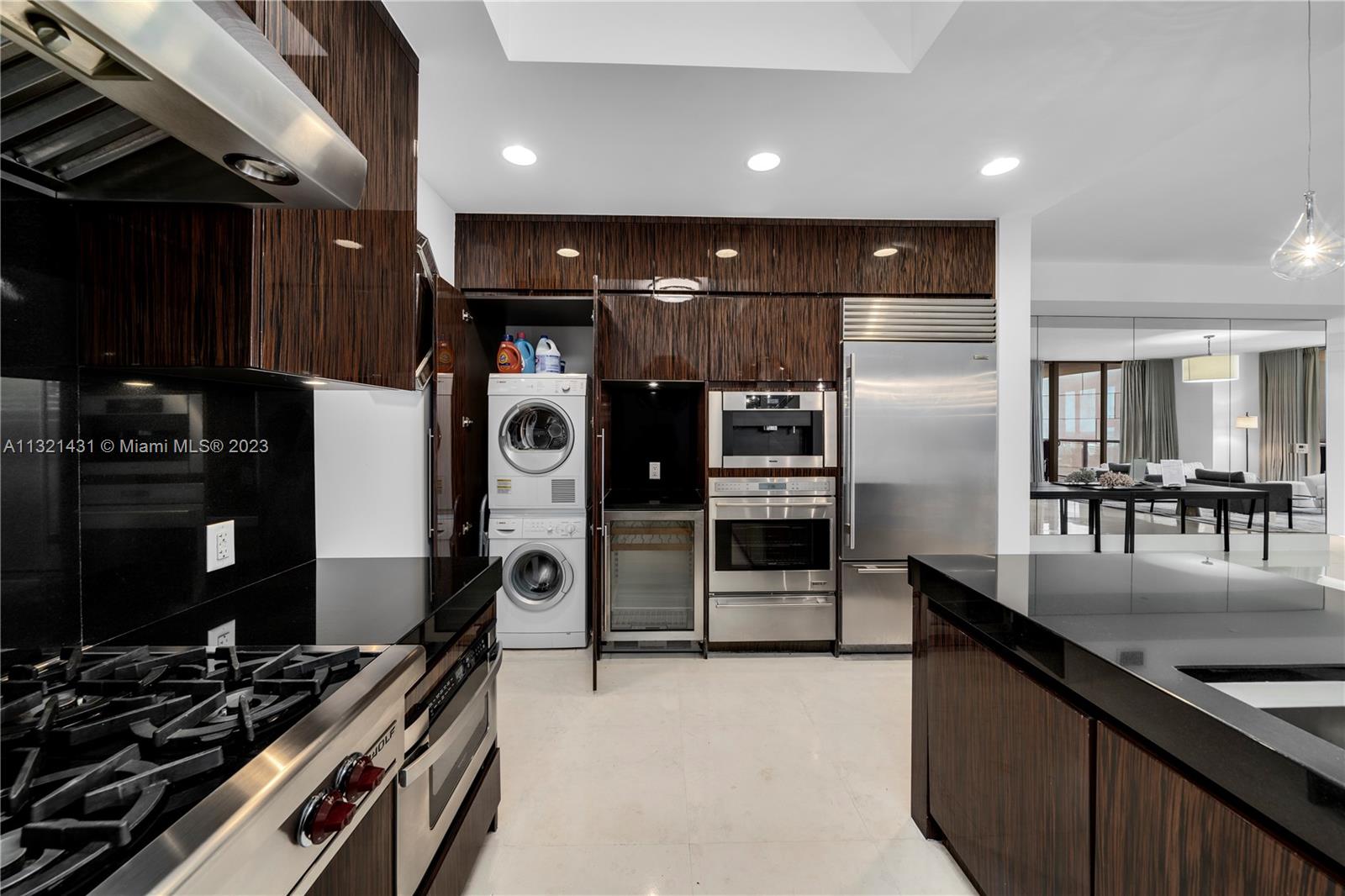 BAL HARBOUR NORTH SOUTH C - Residential