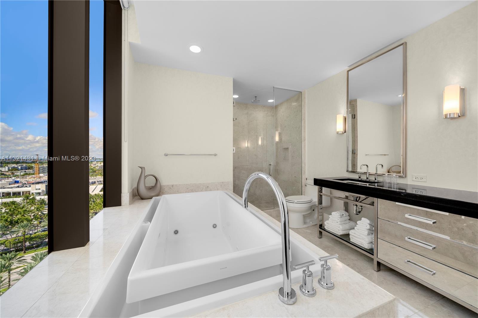 BAL HARBOUR NORTH SOUTH C - Residential