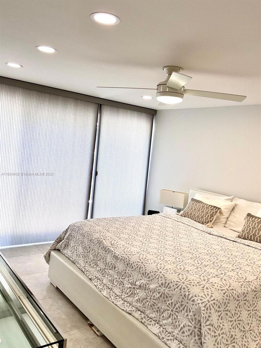 SILVER THATCH ATLANTIC PL - Residential Lease