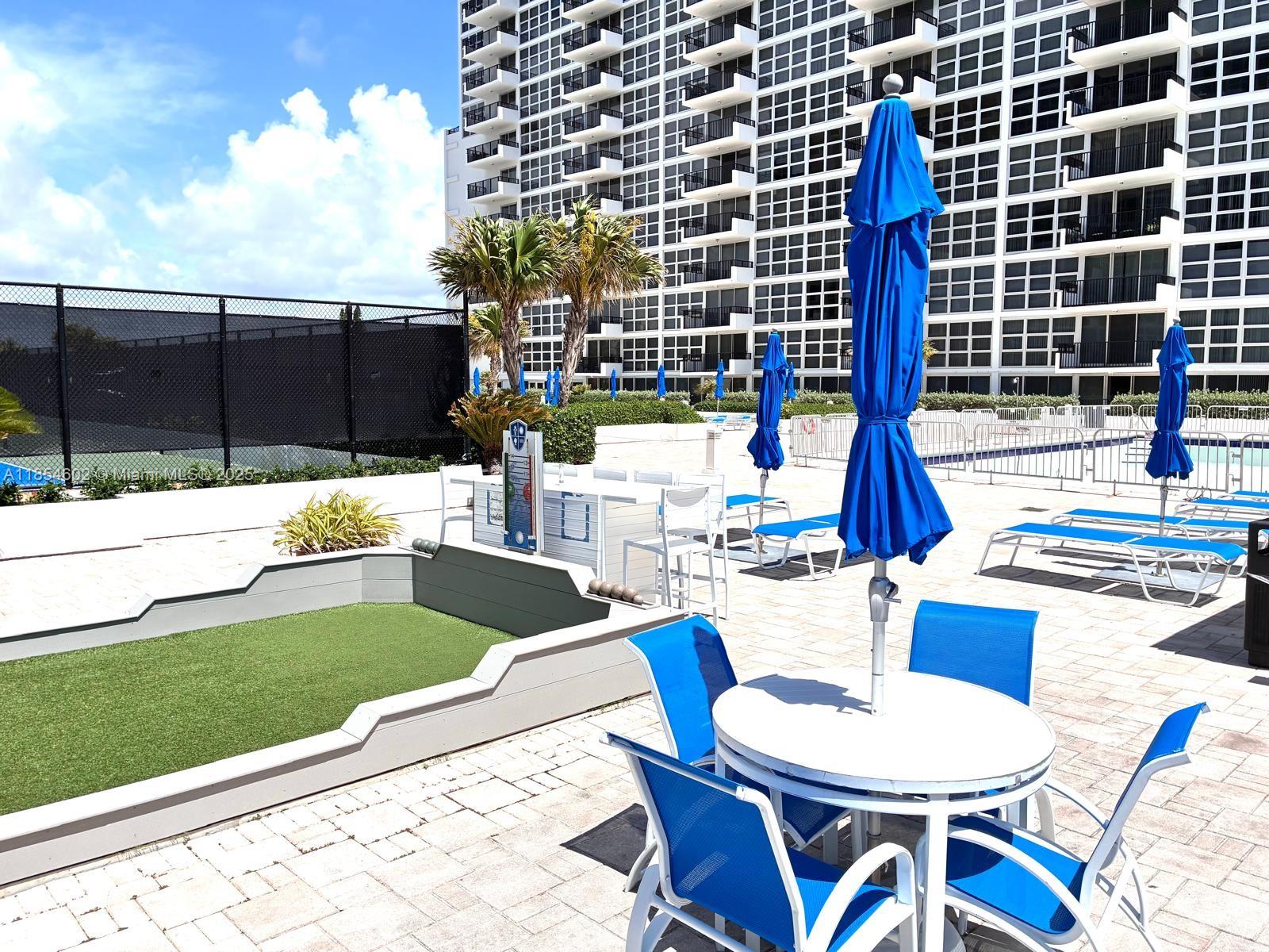 SILVER THATCH ATLANTIC PL - Residential Lease