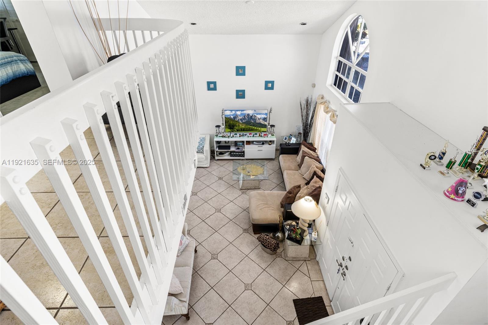 IMPERIAL GROUP - Residential