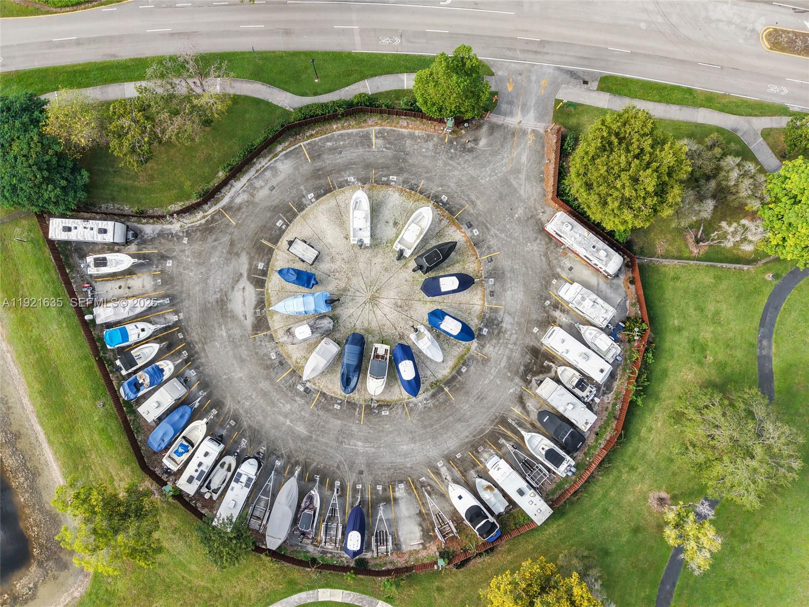 IMPERIAL GROUP - Residential