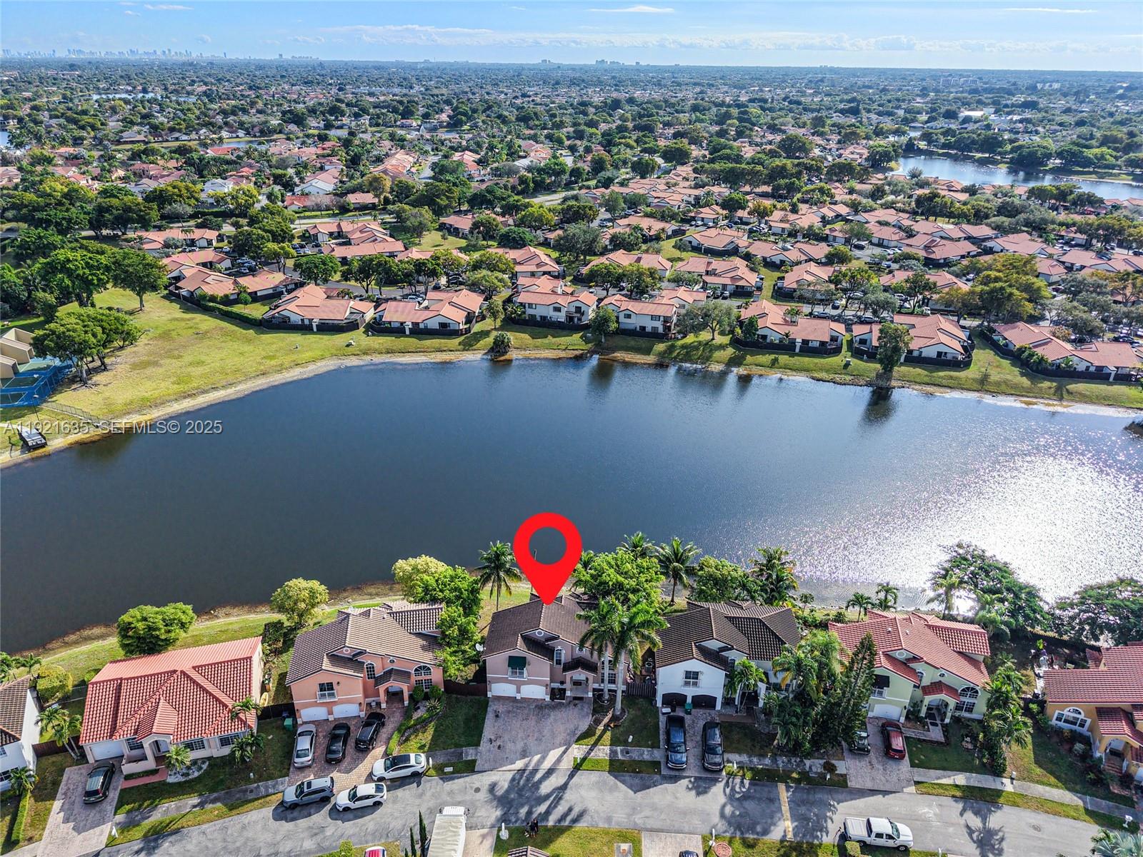 IMPERIAL GROUP - Residential