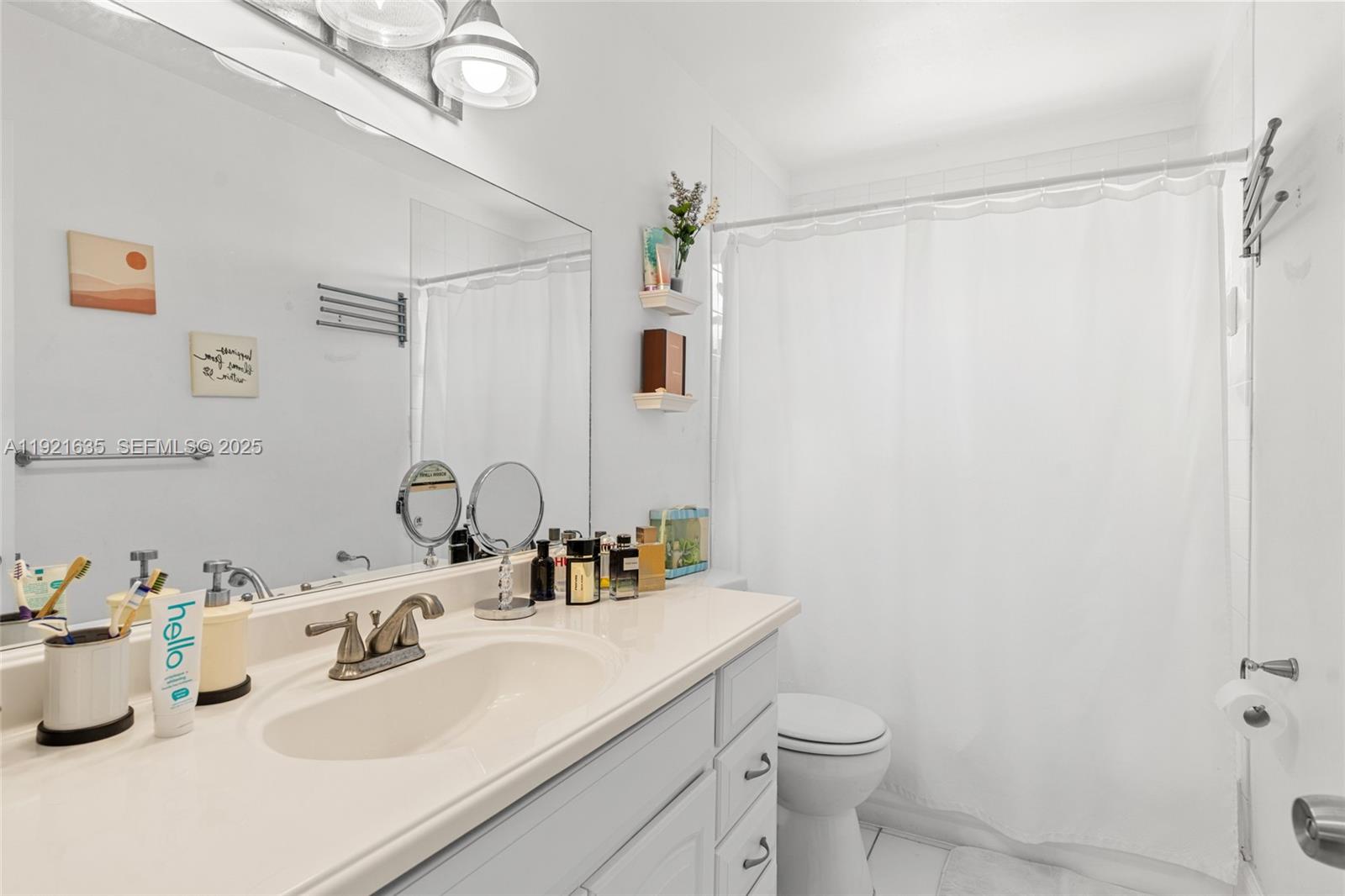 IMPERIAL GROUP - Residential