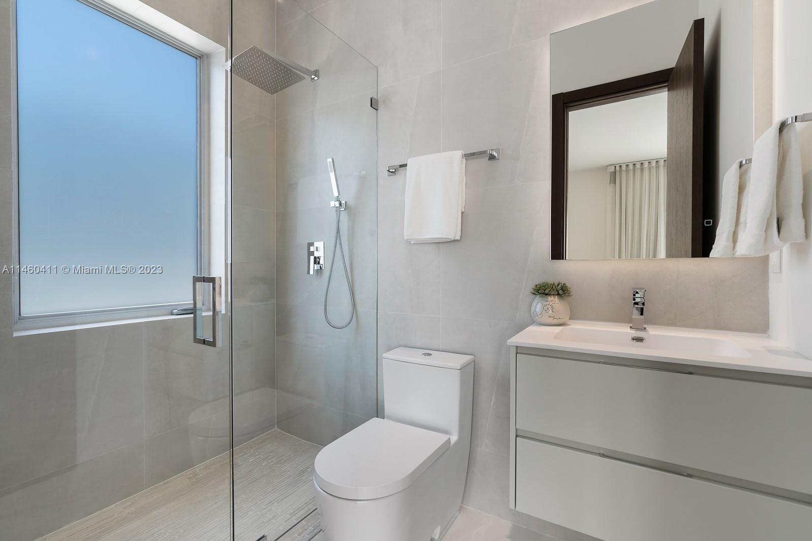 OCEAN VIEW HEIGHTS - Residential