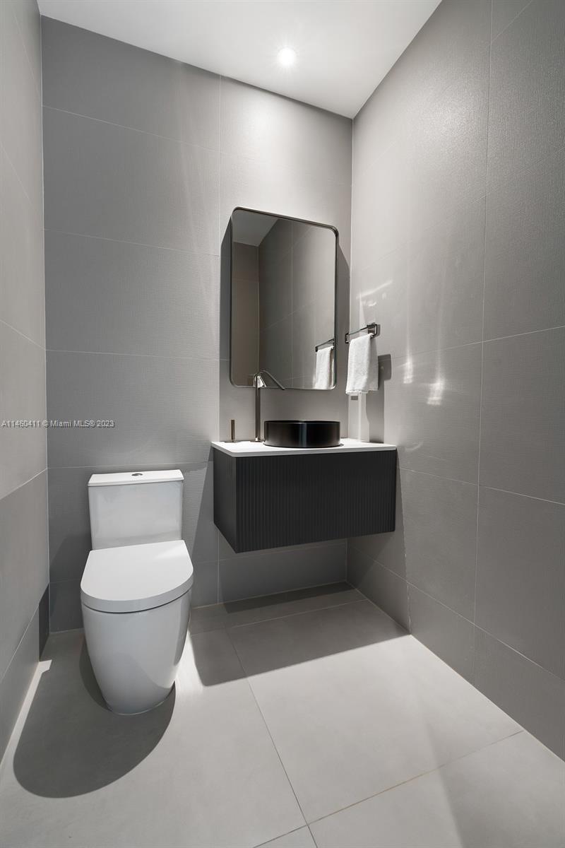 OCEAN VIEW HEIGHTS - Residential