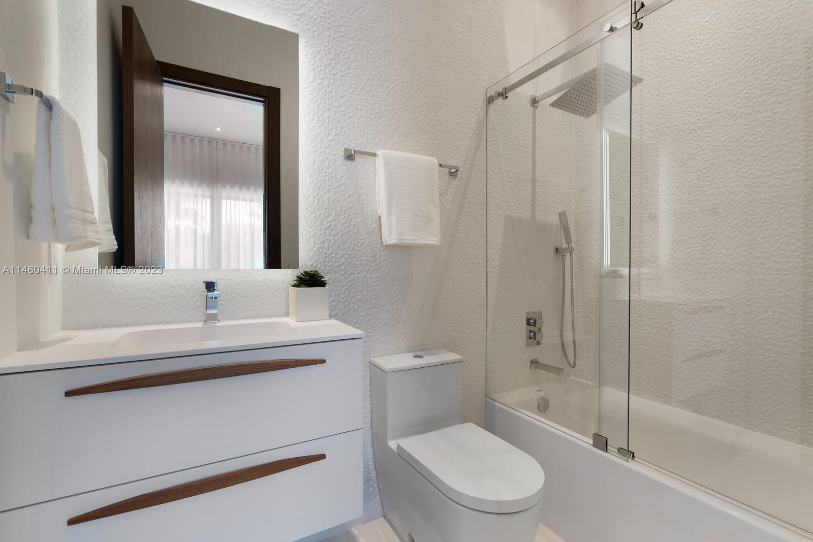 OCEAN VIEW HEIGHTS - Residential