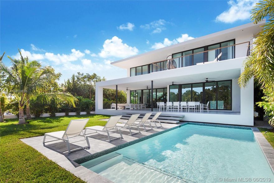 Price Reduction! Stunning brand NEW modern masterpiece home, located in Belle Meade. 11,527sqft lot w/71ft on the water, breathtaking open floor plan w/10ft ceilings throughout. The living room features floor to ceiling impact windows, opening to an oversized outdoor covered living space, perfect for entertaining. Mia Cucina kitchen with Wolf and Subzero appliances and wine cooler. Oversized laundry room with steam dryer. Cameras, sonos system and alarm. Spectacular concrete floating staircase. Italian imported floors throughout. All bedrooms have their own oversized bathroom. 3 of the bedrooms are on the water with their own balconies. Sparkling pool and large grass area. Lush landscaping. New seawall and 500 sqft dock (60ftX8ft). 2 car garage. Built in 2019 by Luxury Builder Puren Homes.