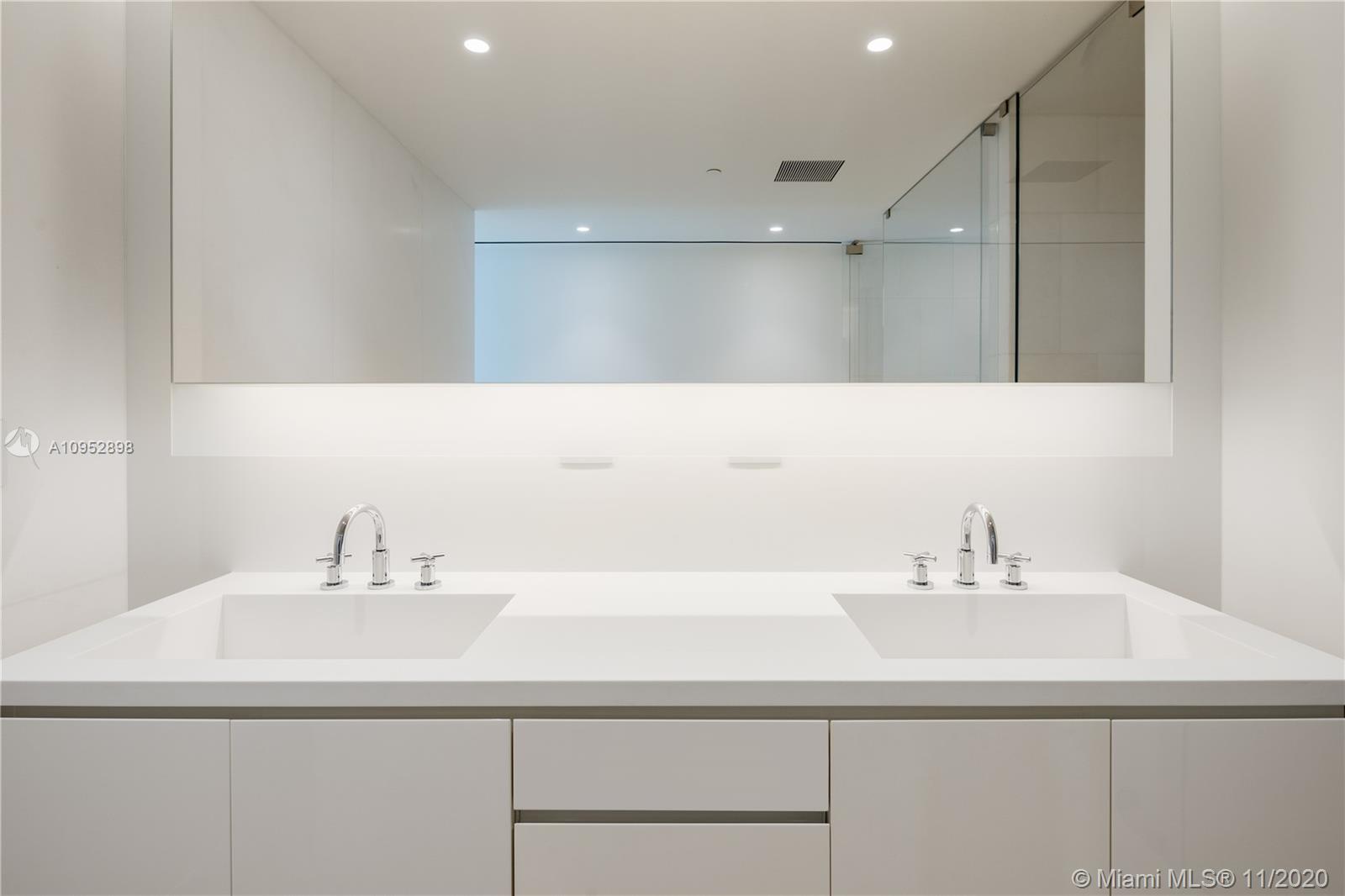 SURF CLUB CONDO - Residential