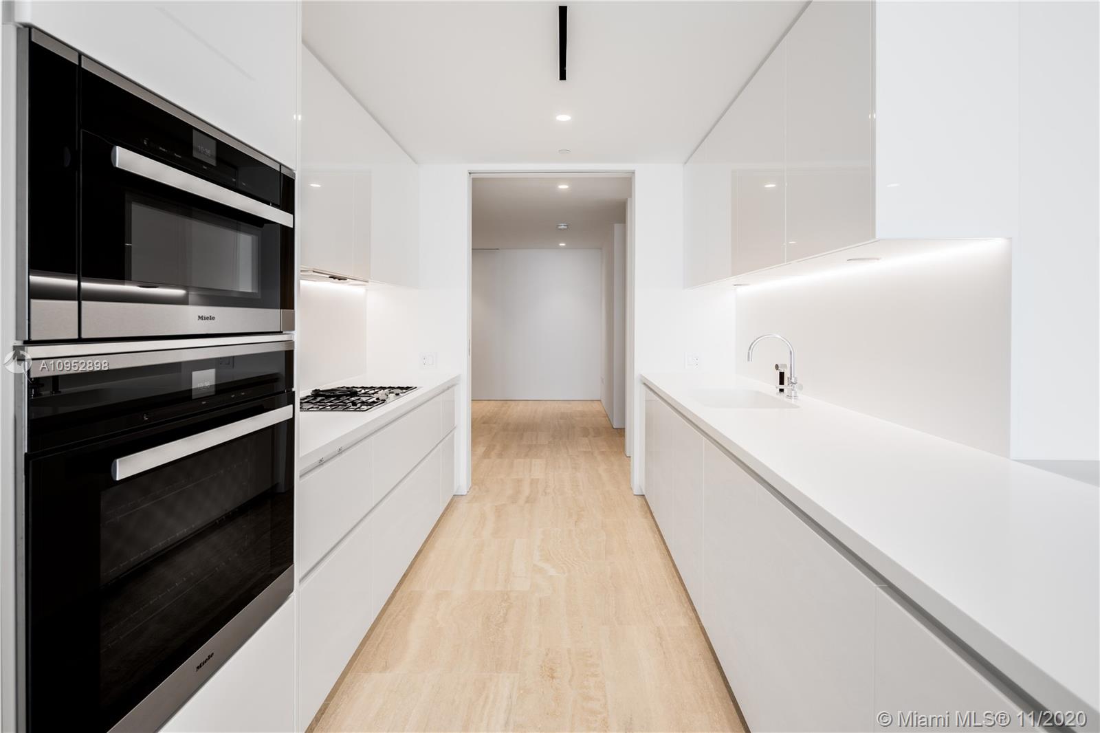 SURF CLUB CONDO - Residential