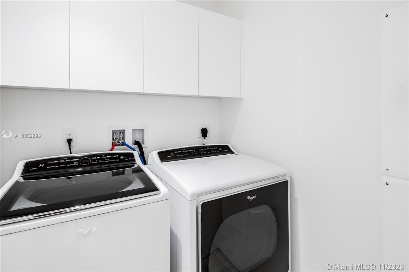 SURF CLUB CONDO - Residential