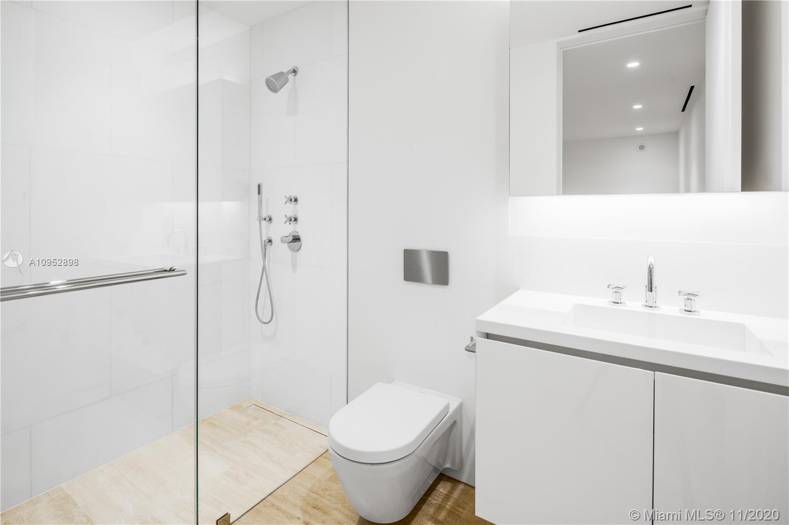 SURF CLUB CONDO - Residential