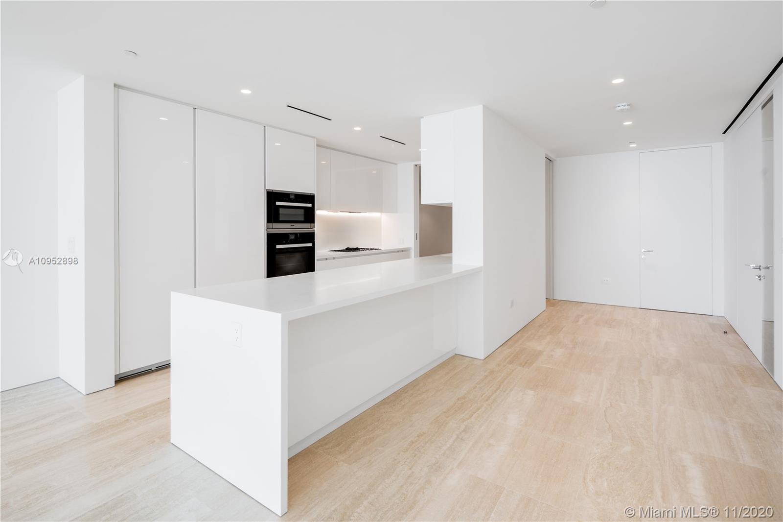 SURF CLUB CONDO - Residential