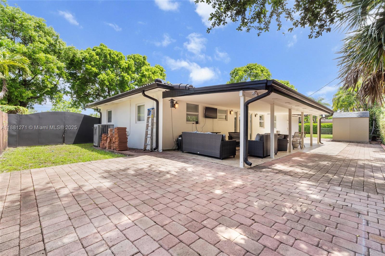 MIAMI LAKES SEC 2 - Residential