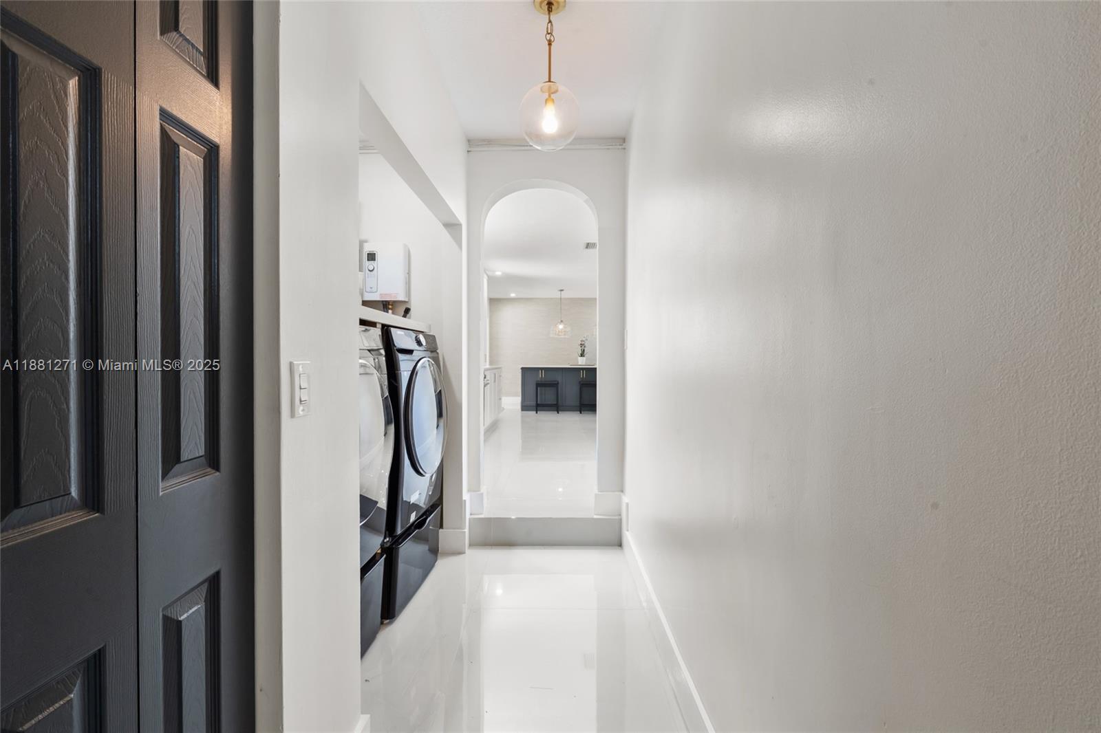 MIAMI LAKES SEC 2 - Residential