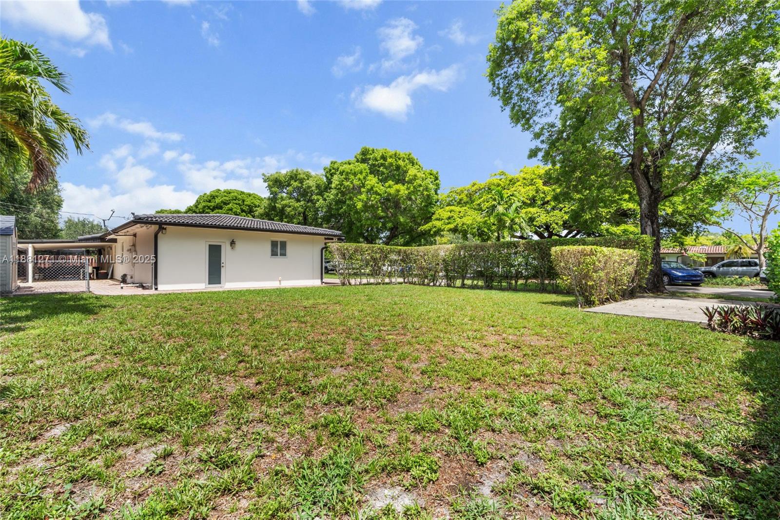 MIAMI LAKES SEC 2 - Residential