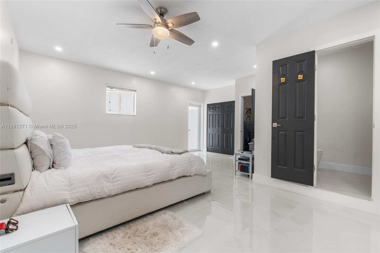 MIAMI LAKES SEC 2 - Residential