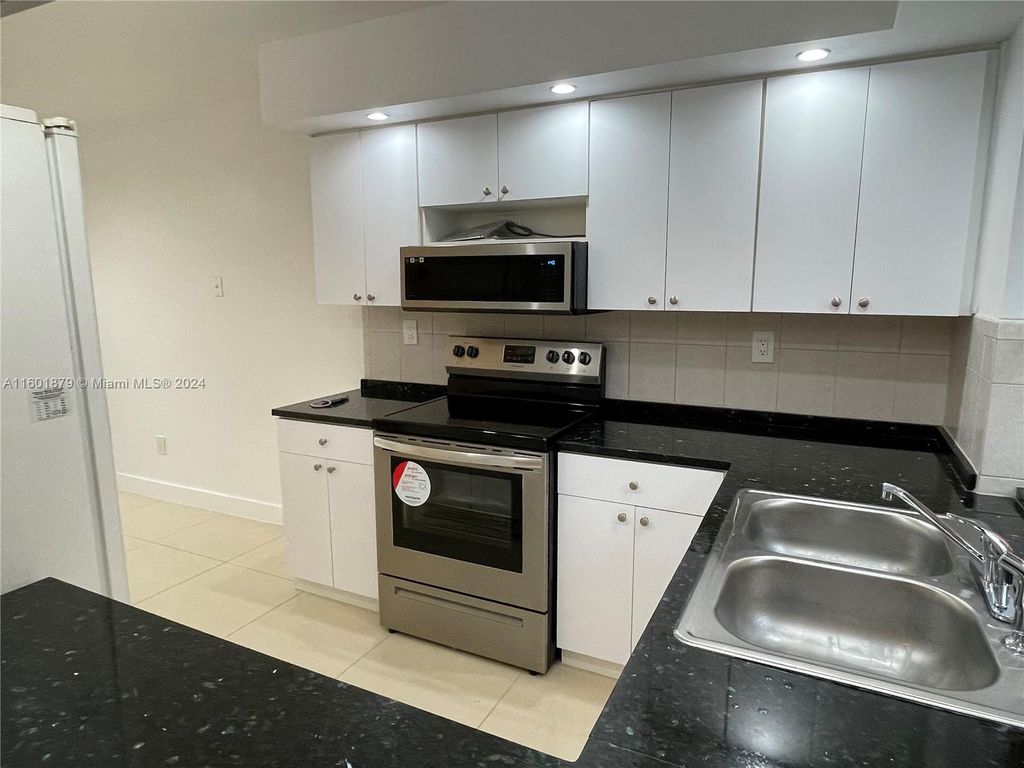 Photo of 20852 Del Luna Dr, Boca Raton, FL 33433 (MLS # A11601879)