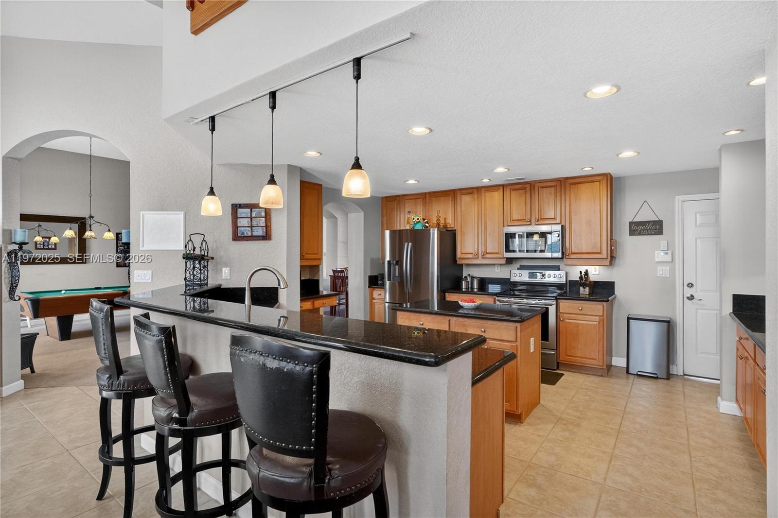 HARBOUR LAKES ESTATES - Residential