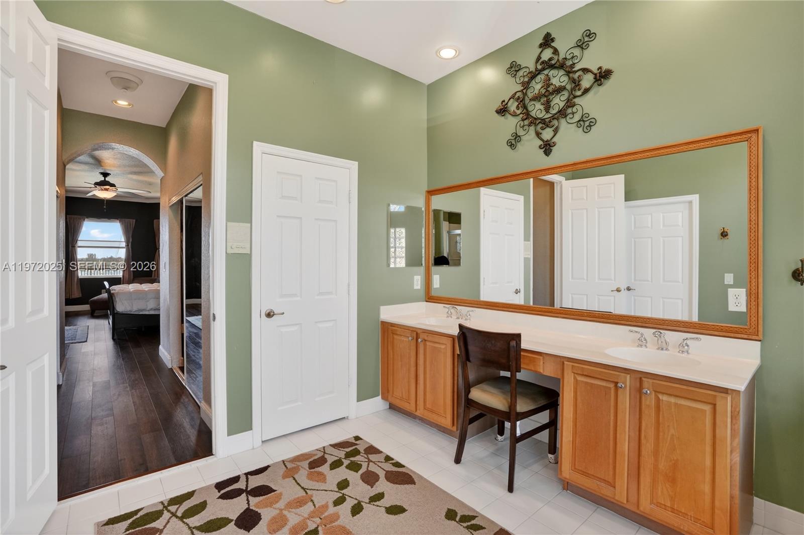 HARBOUR LAKES ESTATES - Residential