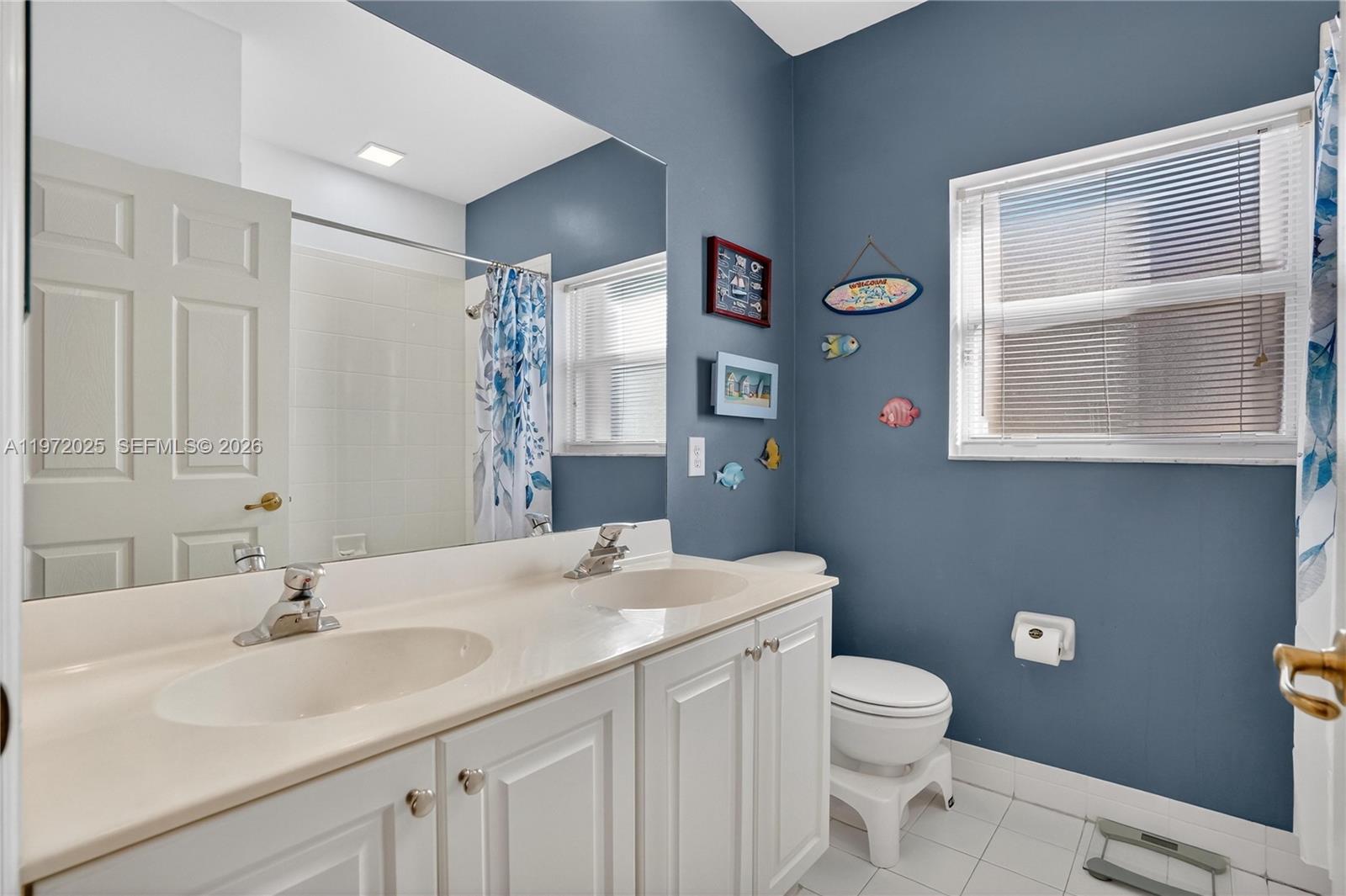 HARBOUR LAKES ESTATES - Residential