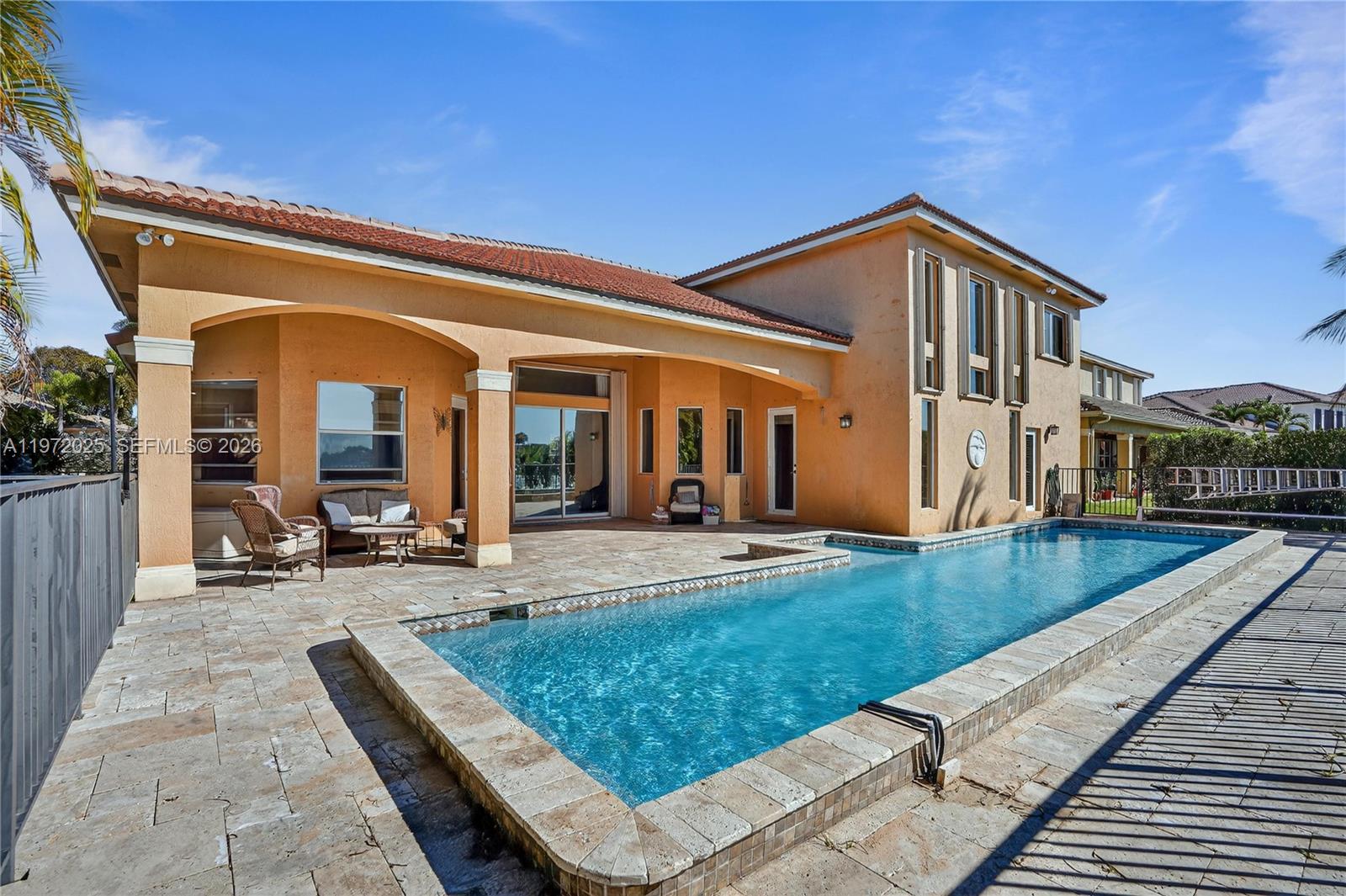 HARBOUR LAKES ESTATES - Residential