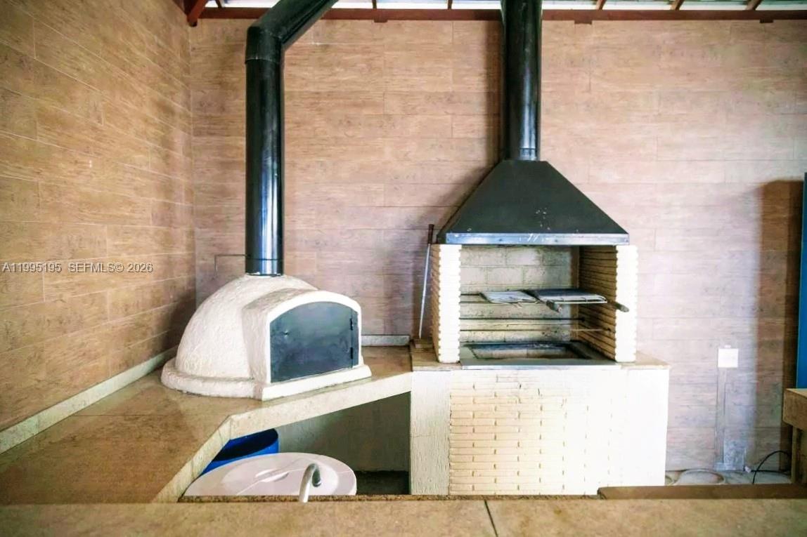 Barro Bonito - Residential
