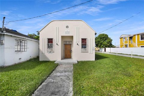 736 SW 6th Ave, Homestead, FL 33030 - MLS#: A11529128