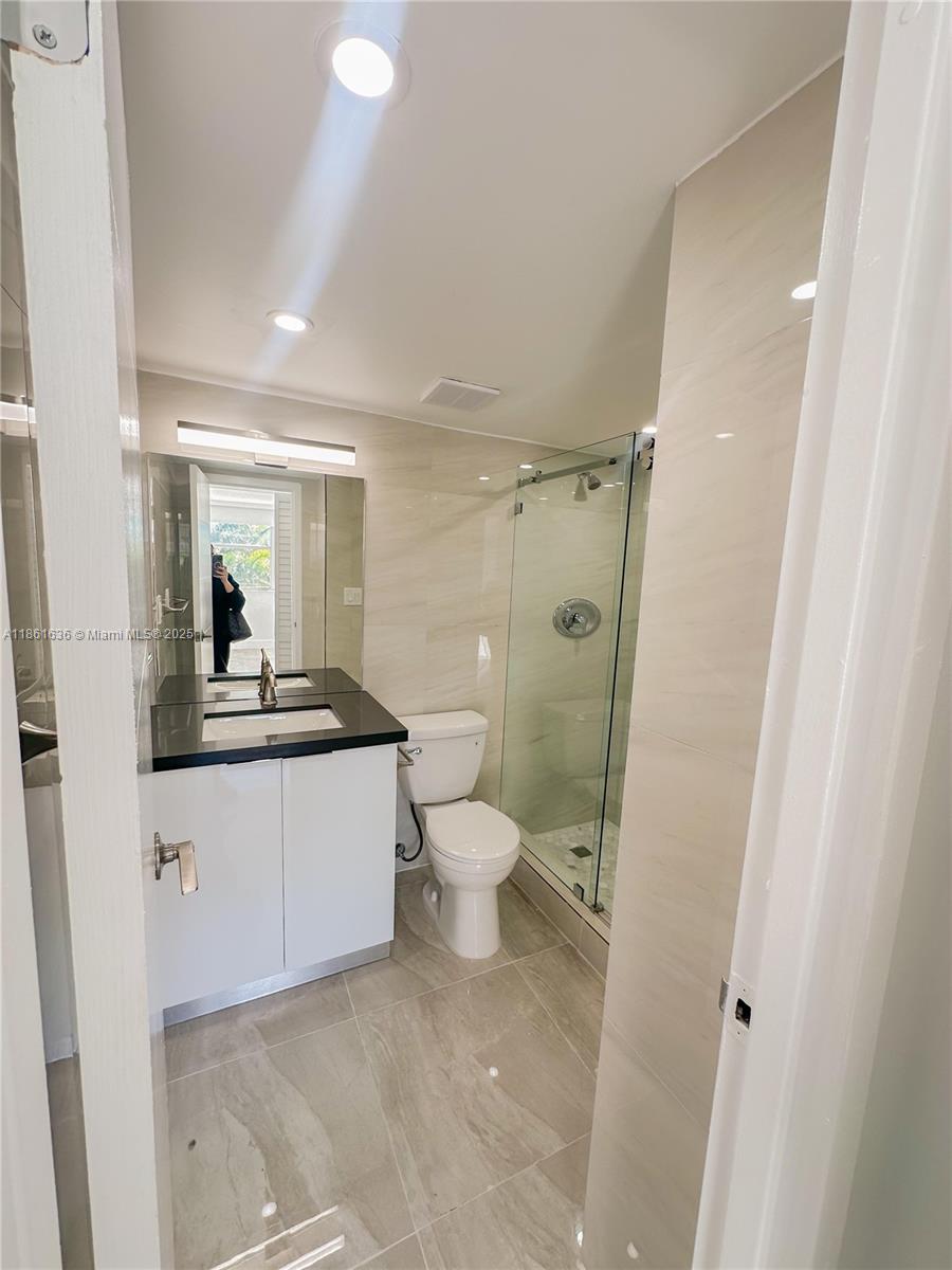 REEF NORTH CONDO - Residential