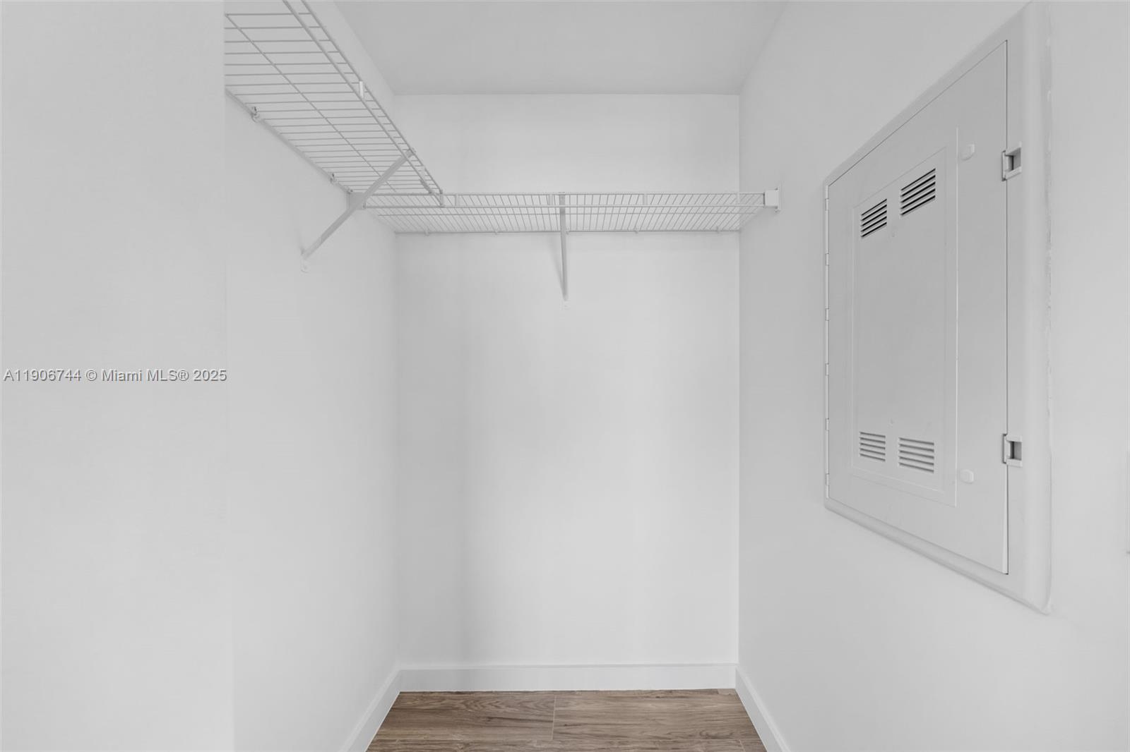 PARAISO BAYVIEWS CONDO - Residential Lease