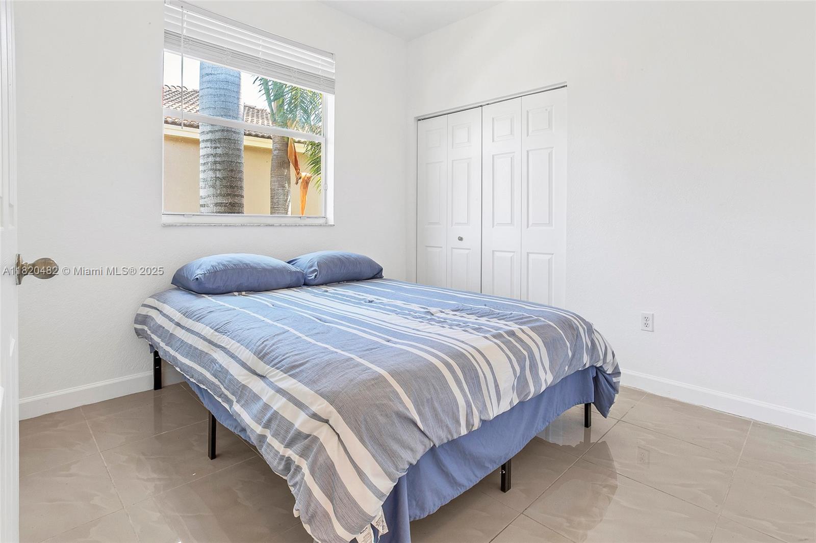 LAKES BY THE BAY GEE - Residential