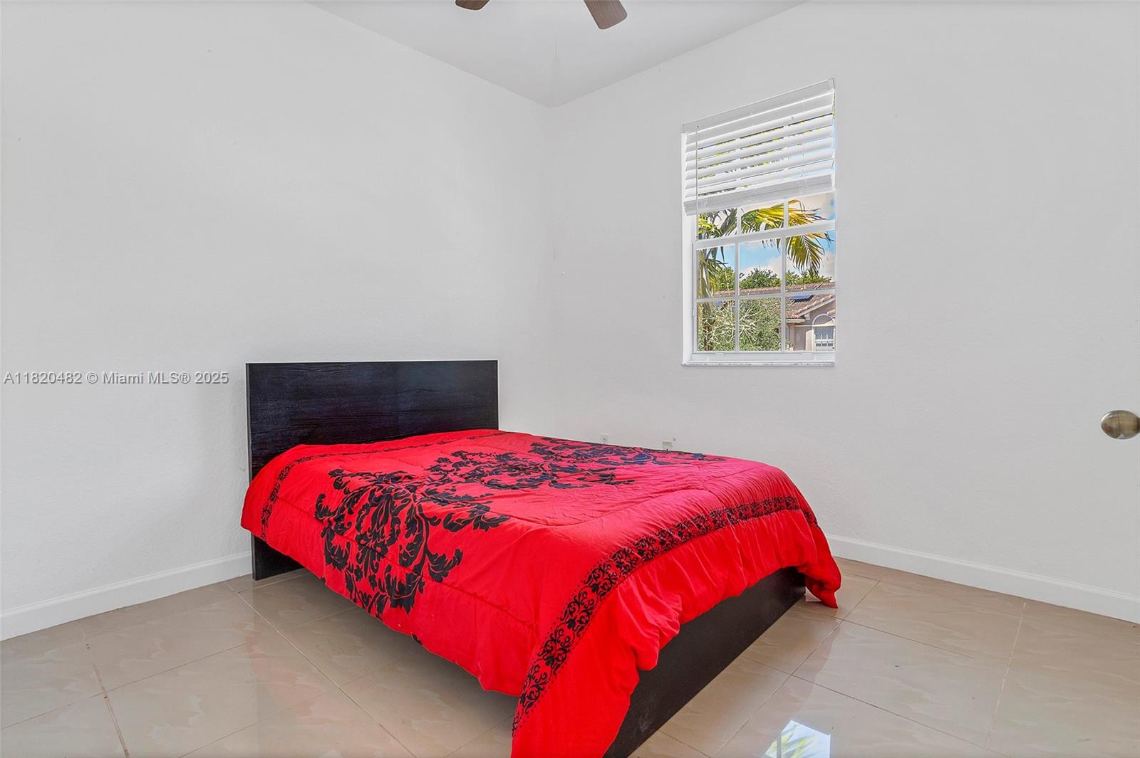 LAKES BY THE BAY GEE - Residential