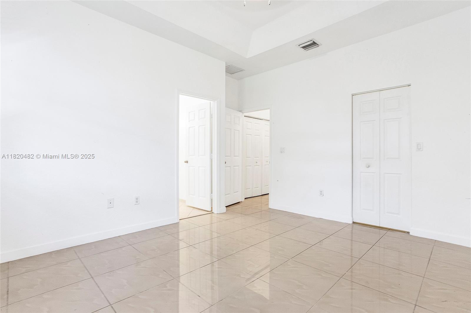 LAKES BY THE BAY GEE - Residential