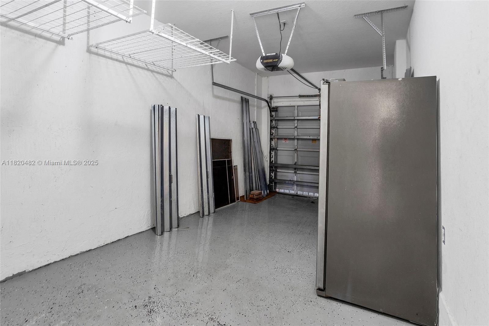 LAKES BY THE BAY GEE - Residential