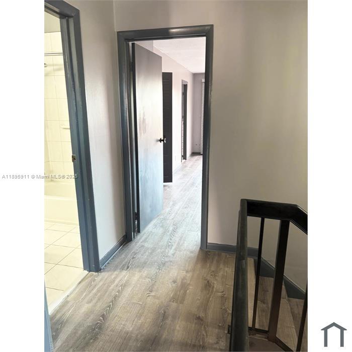 WIMBLEDON TOWNHOUSE I-11 - Residential