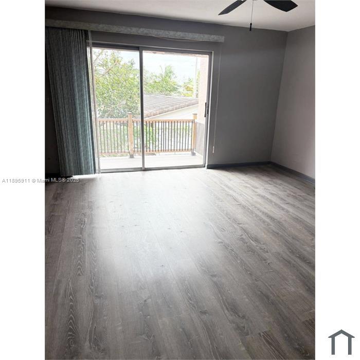 WIMBLEDON TOWNHOUSE I-11 - Residential