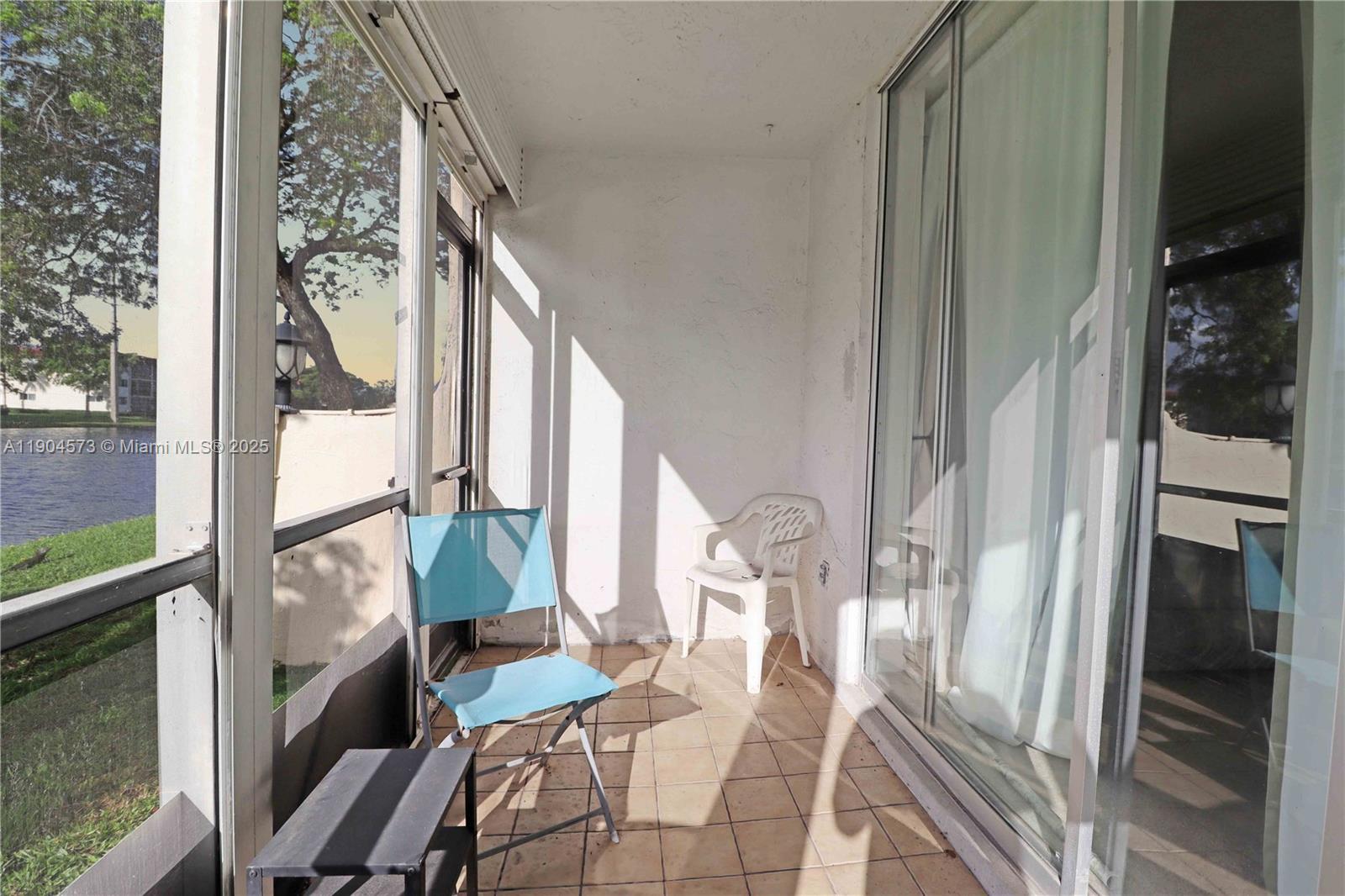 HOLLYBROOK GOLF - Residential