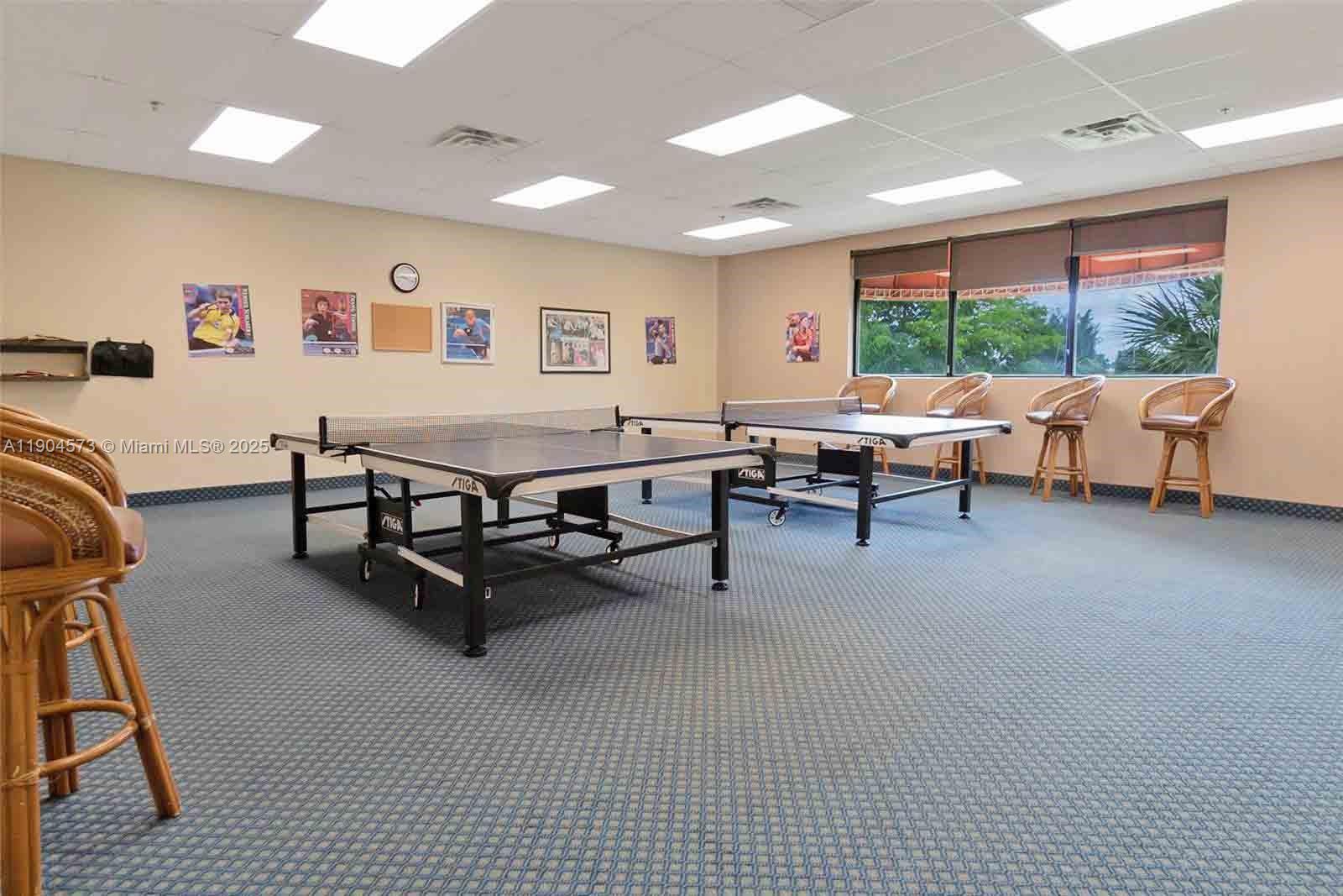 HOLLYBROOK GOLF - Residential