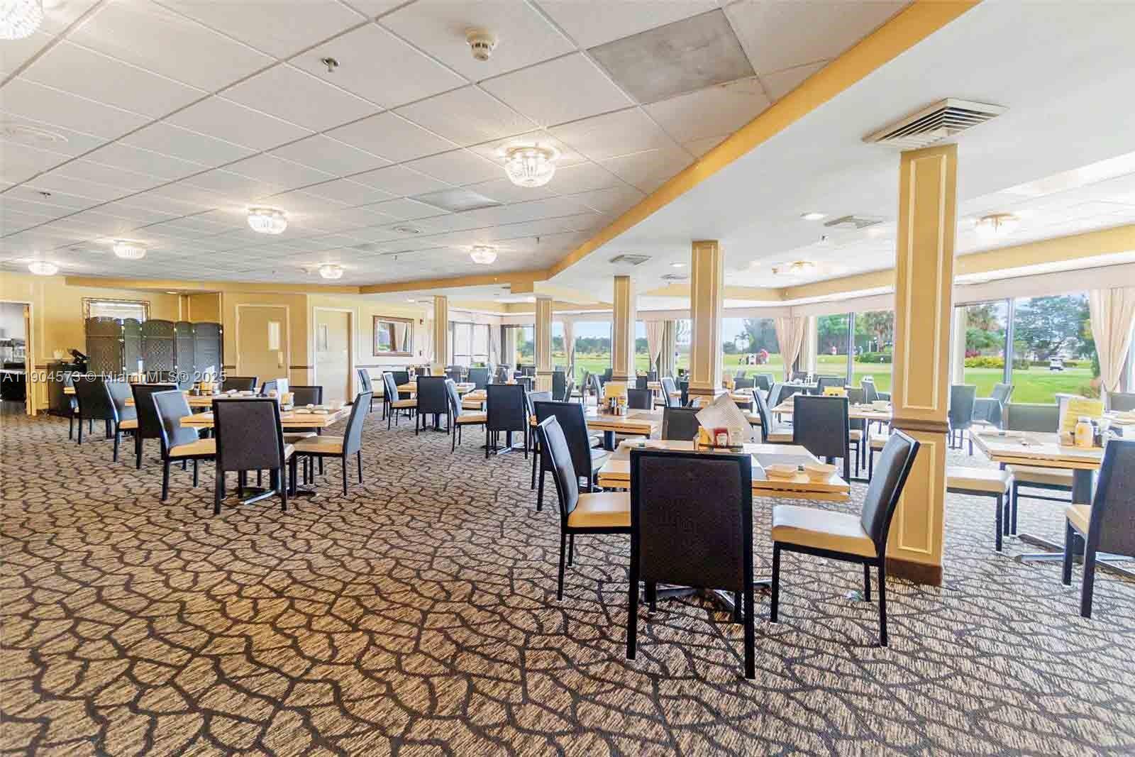 HOLLYBROOK GOLF - Residential