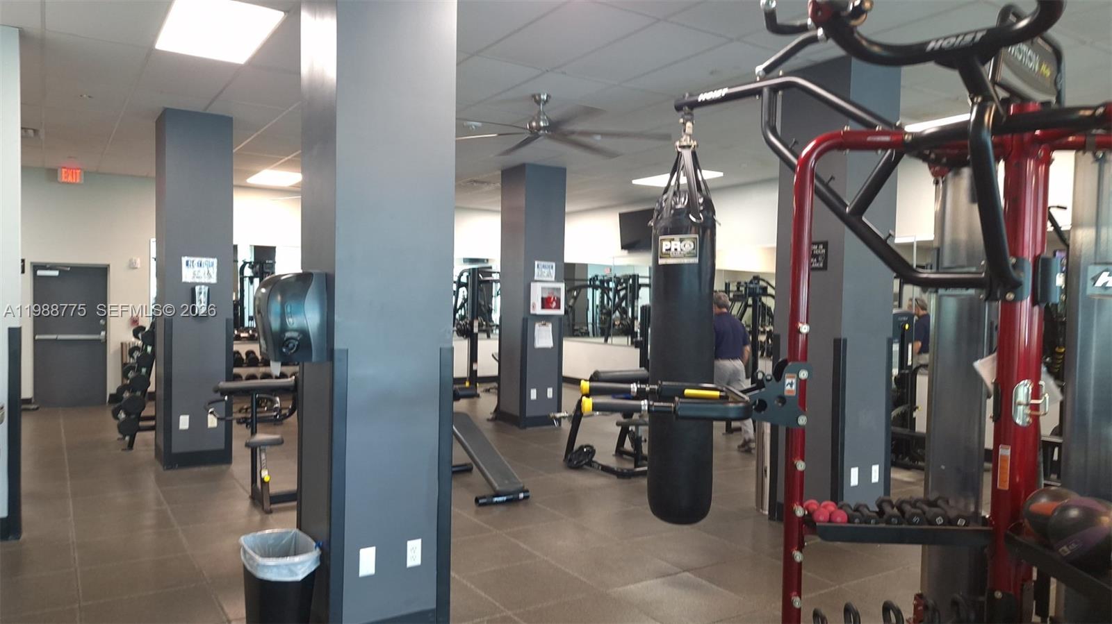 WAVE CONDO - Residential Lease