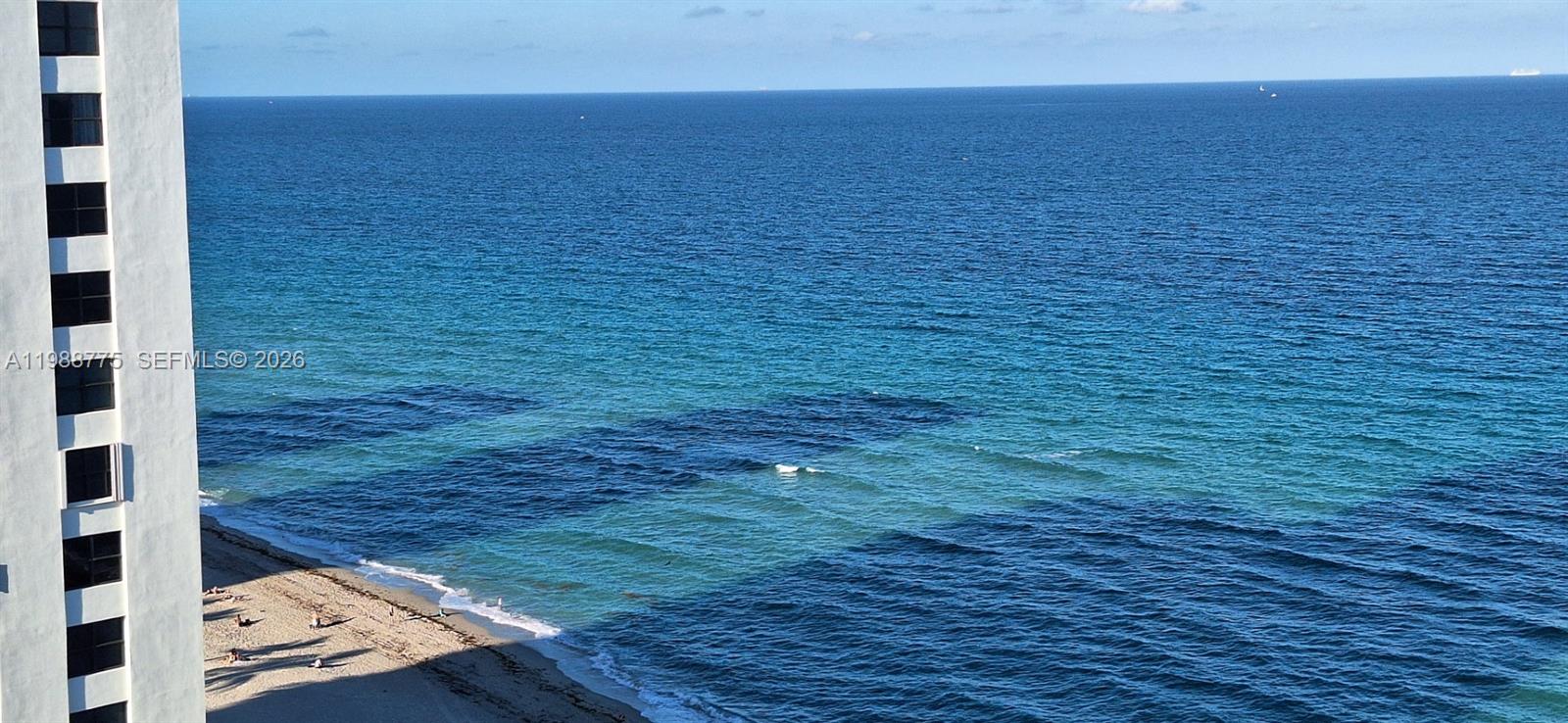 WAVE CONDO - Residential Lease